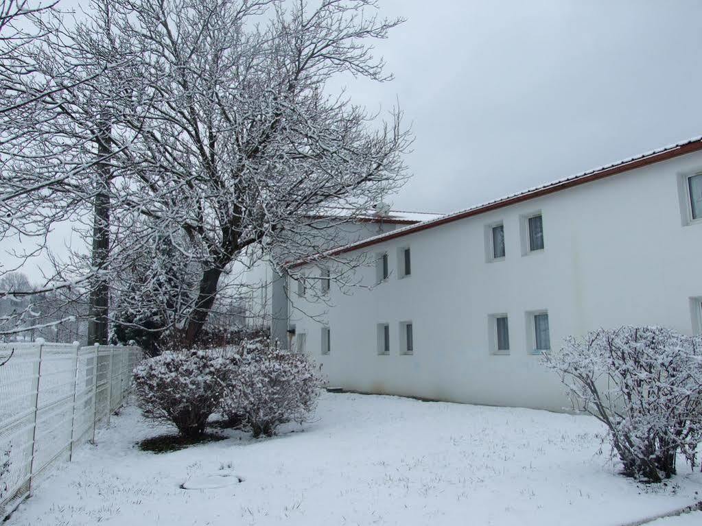 Hotel Inn Chambery La Ravoire Экстерьер фото